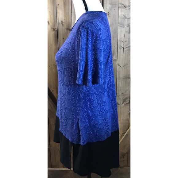 Elie Tahari Rayon/Poly Short Sleeve Top Size L - Picture 3 of 9